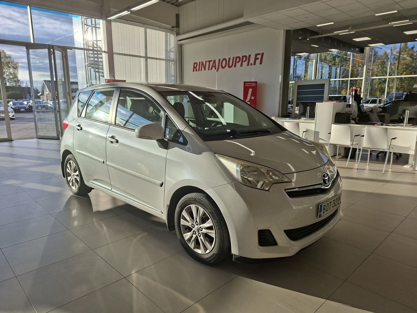 Toyota Verso-S vaihtoauto