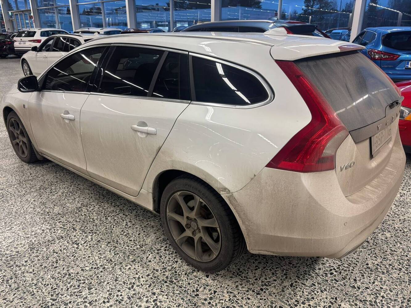 Volvo V60 vaihtoauto