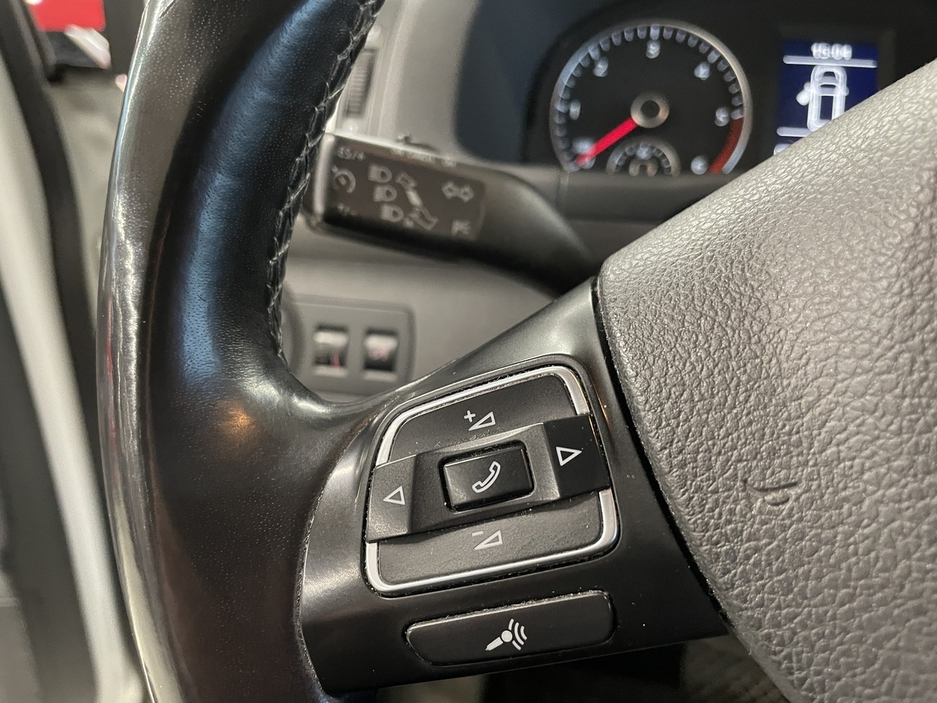 Volkswagen Touran vaihtoauto