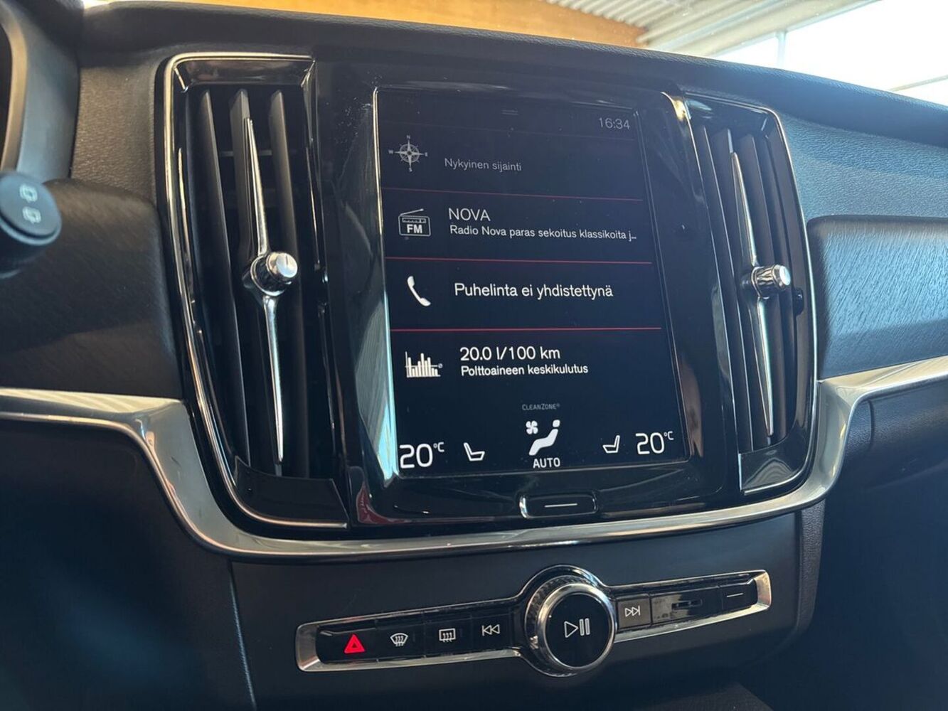 Volvo V90 Cross Country vaihtoauto