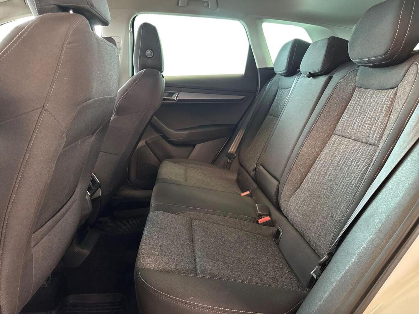 Skoda Karoq vaihtoauto