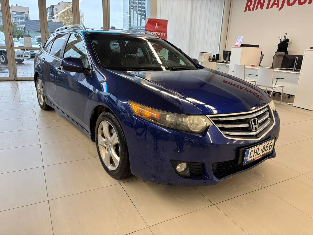 Honda Accord vaihtoauto