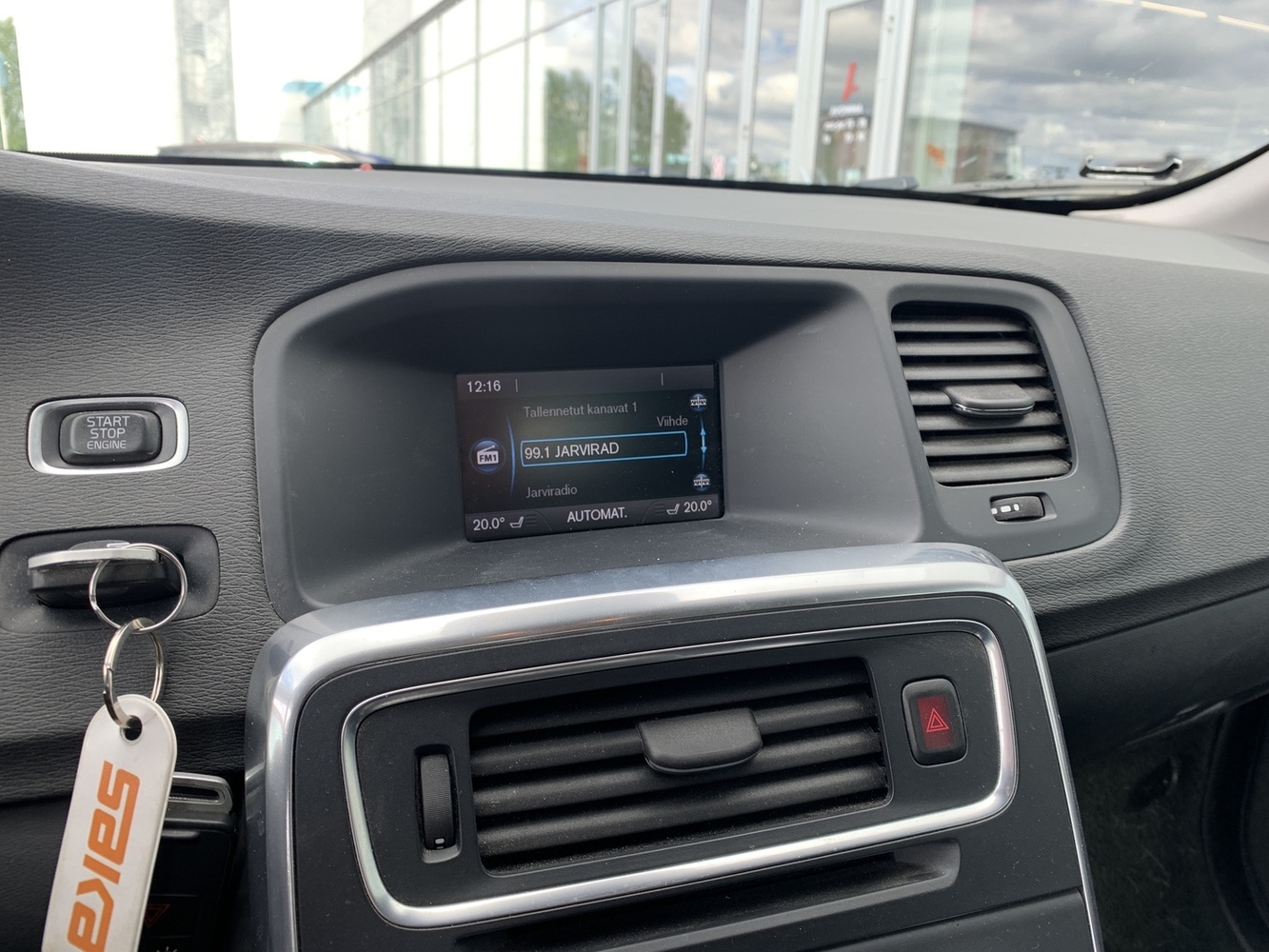 Volvo V60 vaihtoauto