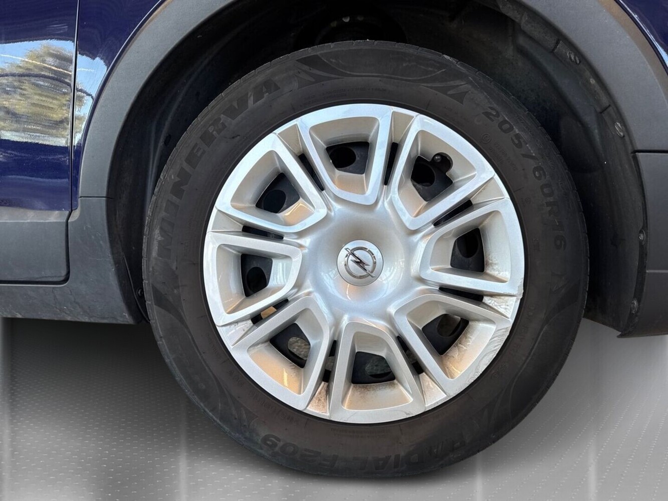 Opel Crossland X vaihtoauto
