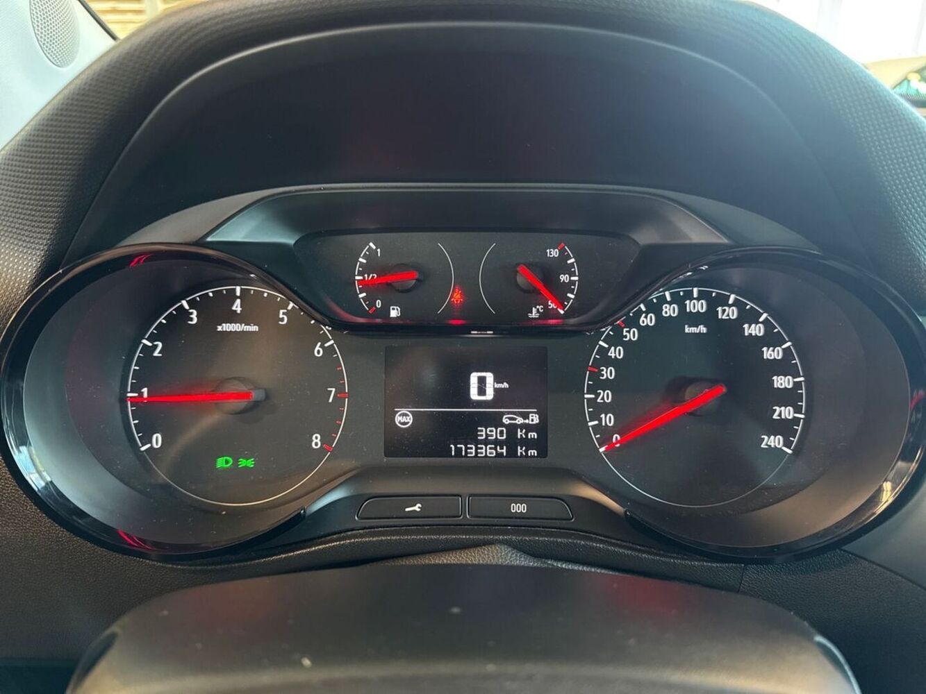 Opel Crossland X vaihtoauto