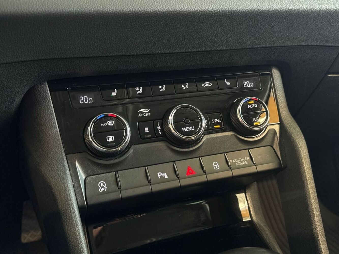 Skoda Karoq vaihtoauto