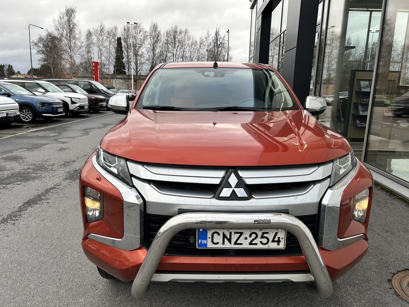 Mitsubishi L200 vaihtoauto