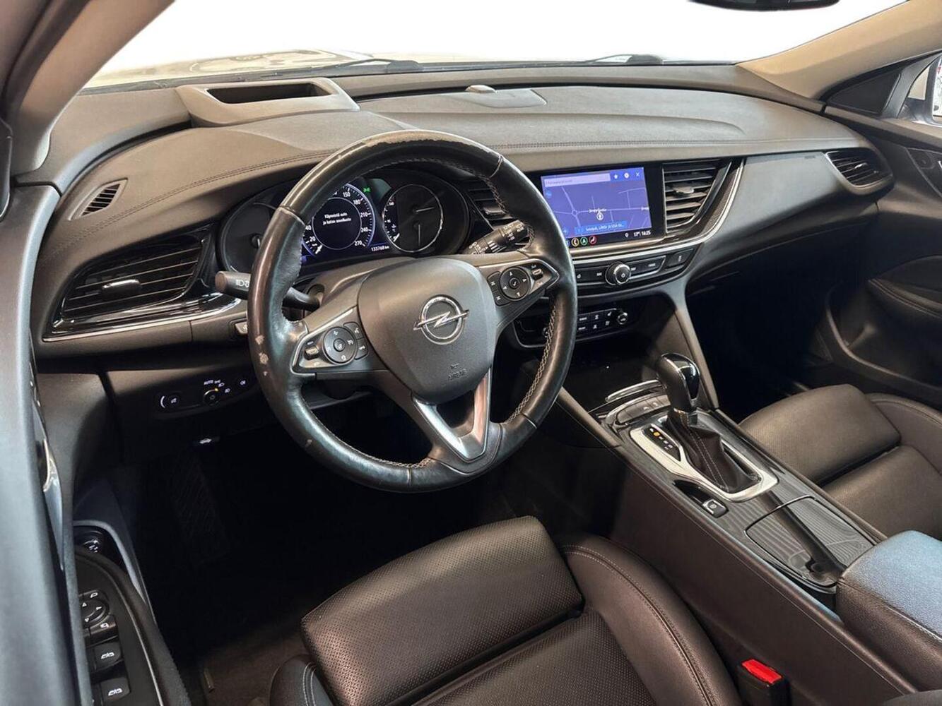 Opel Insignia vaihtoauto