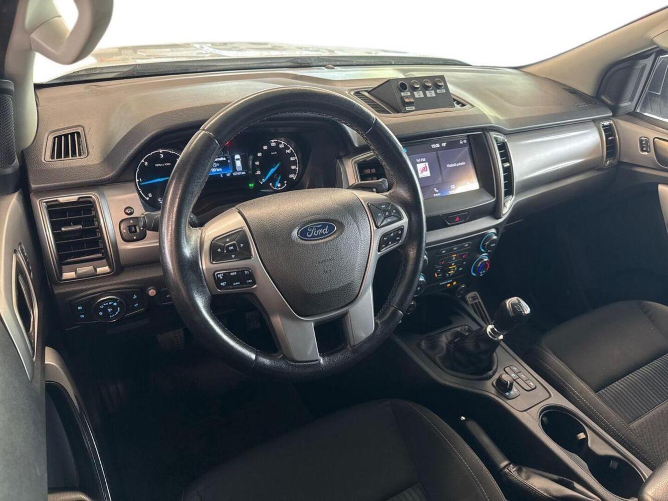 Ford Ranger vaihtoauto