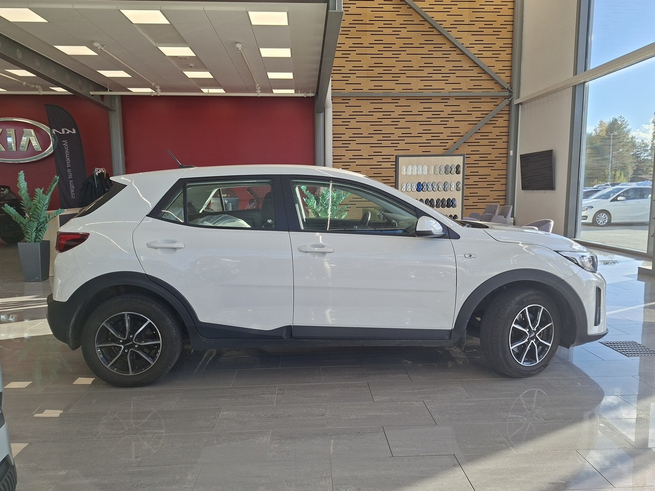 Kia Stonic vaihtoauto