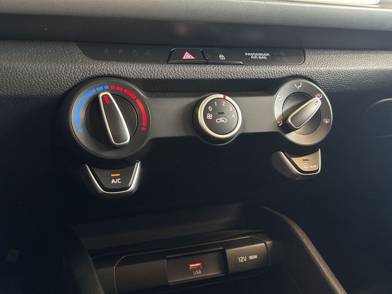 Kia Rio vaihtoauto