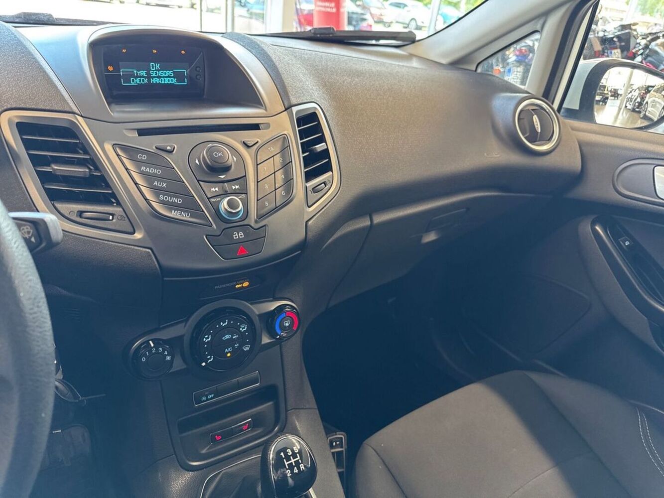 Ford Fiesta vaihtoauto
