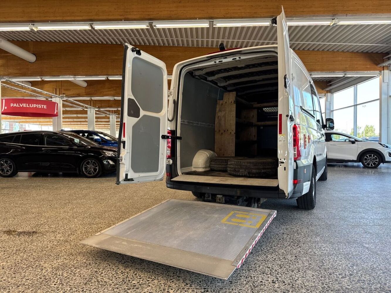 Volkswagen Crafter vaihtoauto
