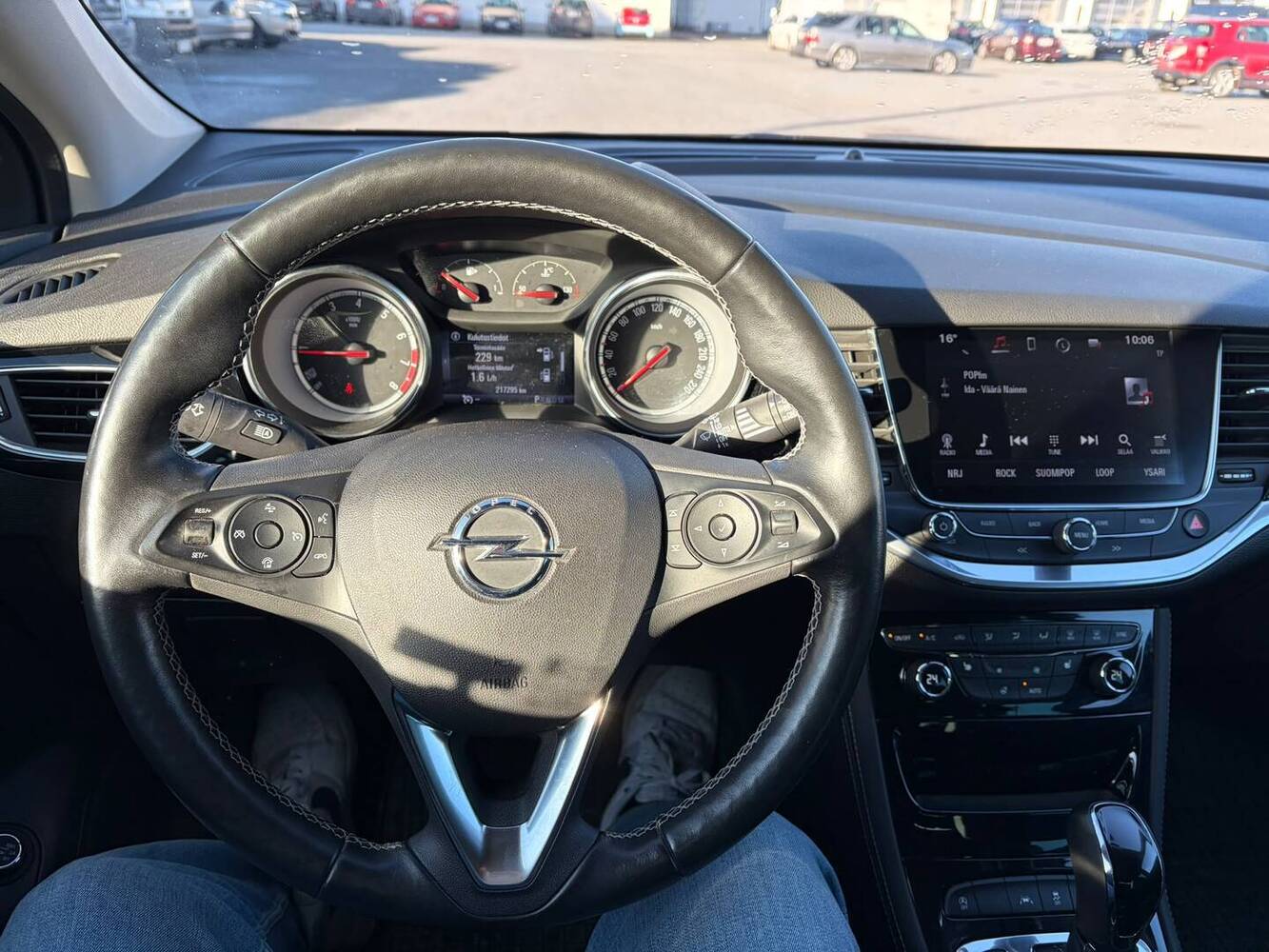Opel Astra vaihtoauto