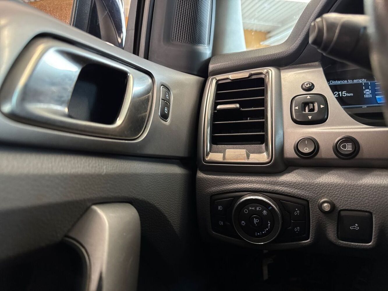 Ford Ranger vaihtoauto
