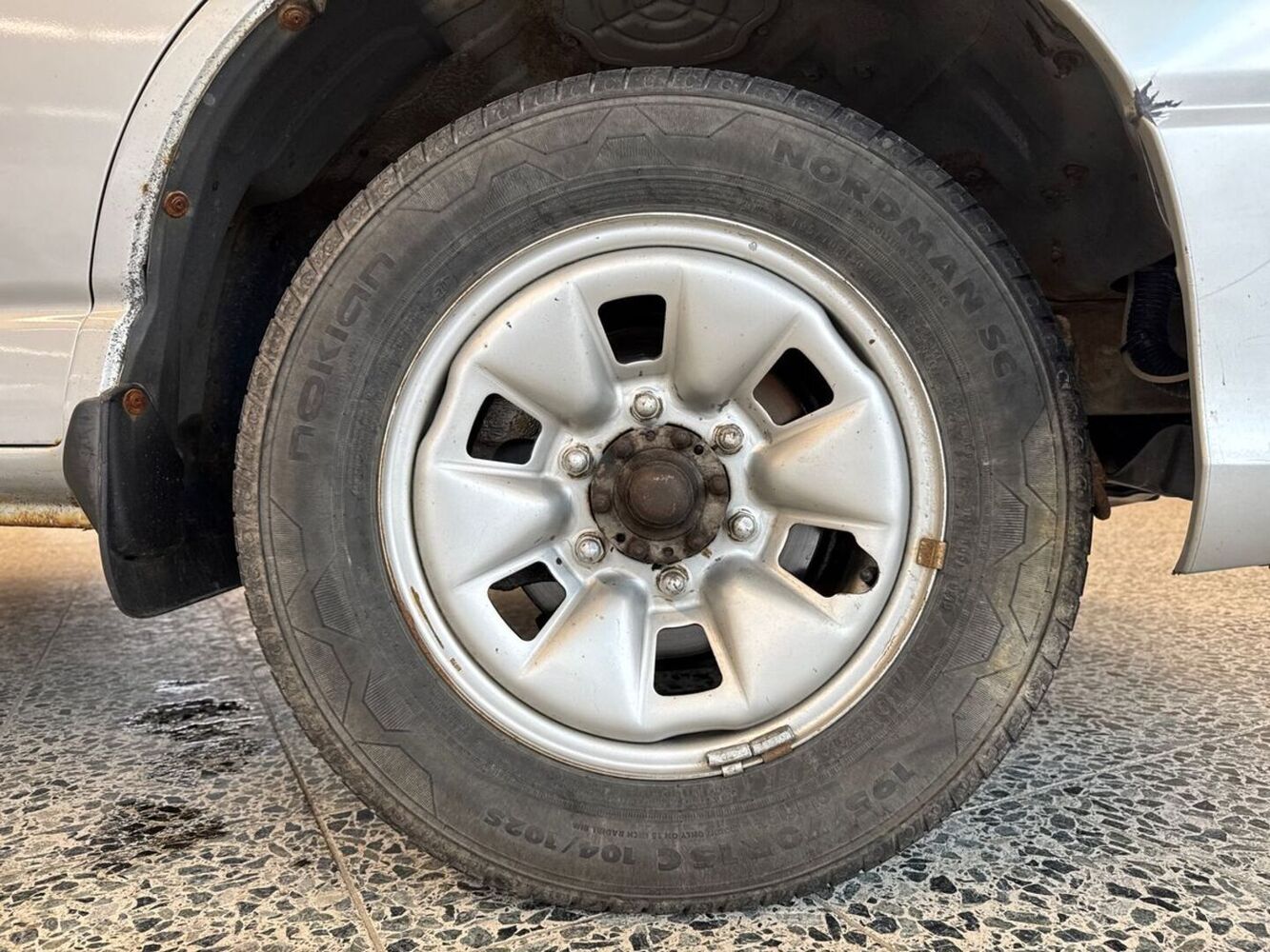 Toyota Hiace vaihtoauto