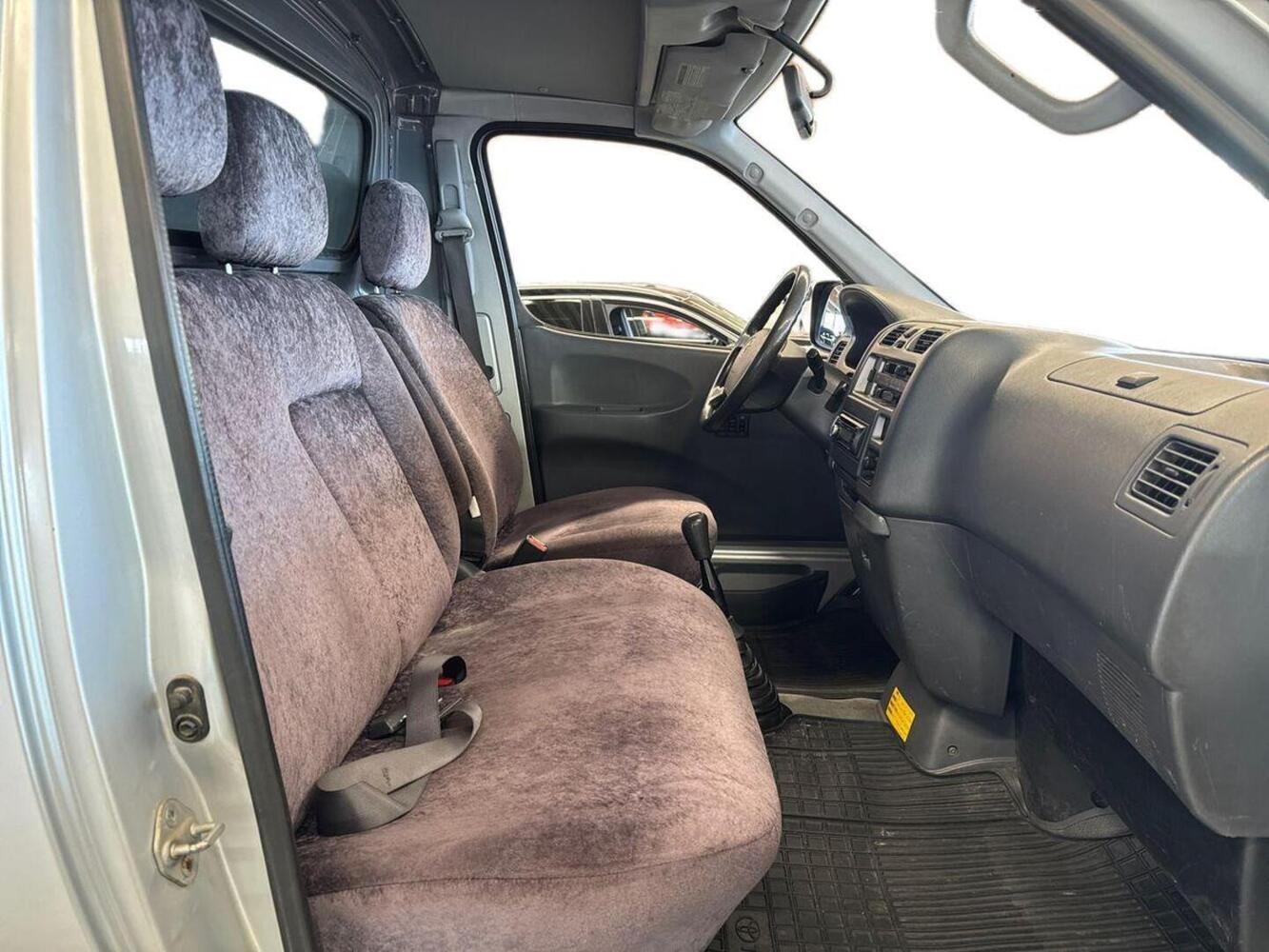 Toyota Hiace vaihtoauto