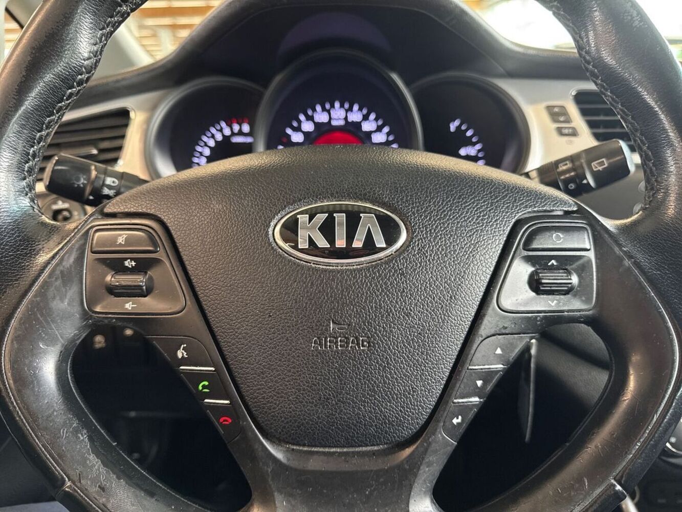 Kia Ceed vaihtoauto