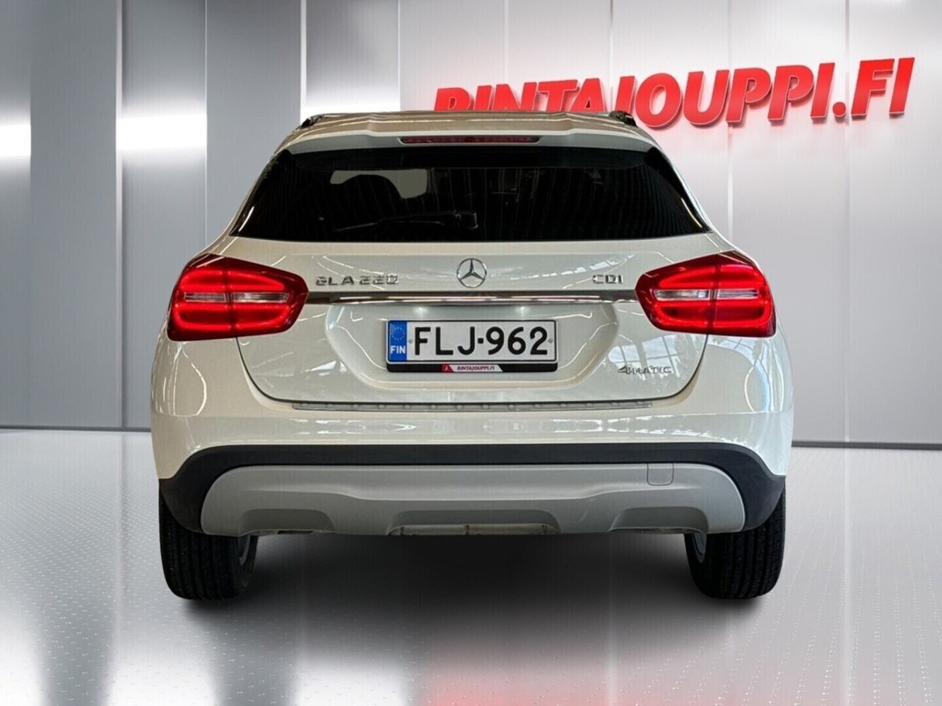 Mercedes-Benz GLA vaihtoauto
