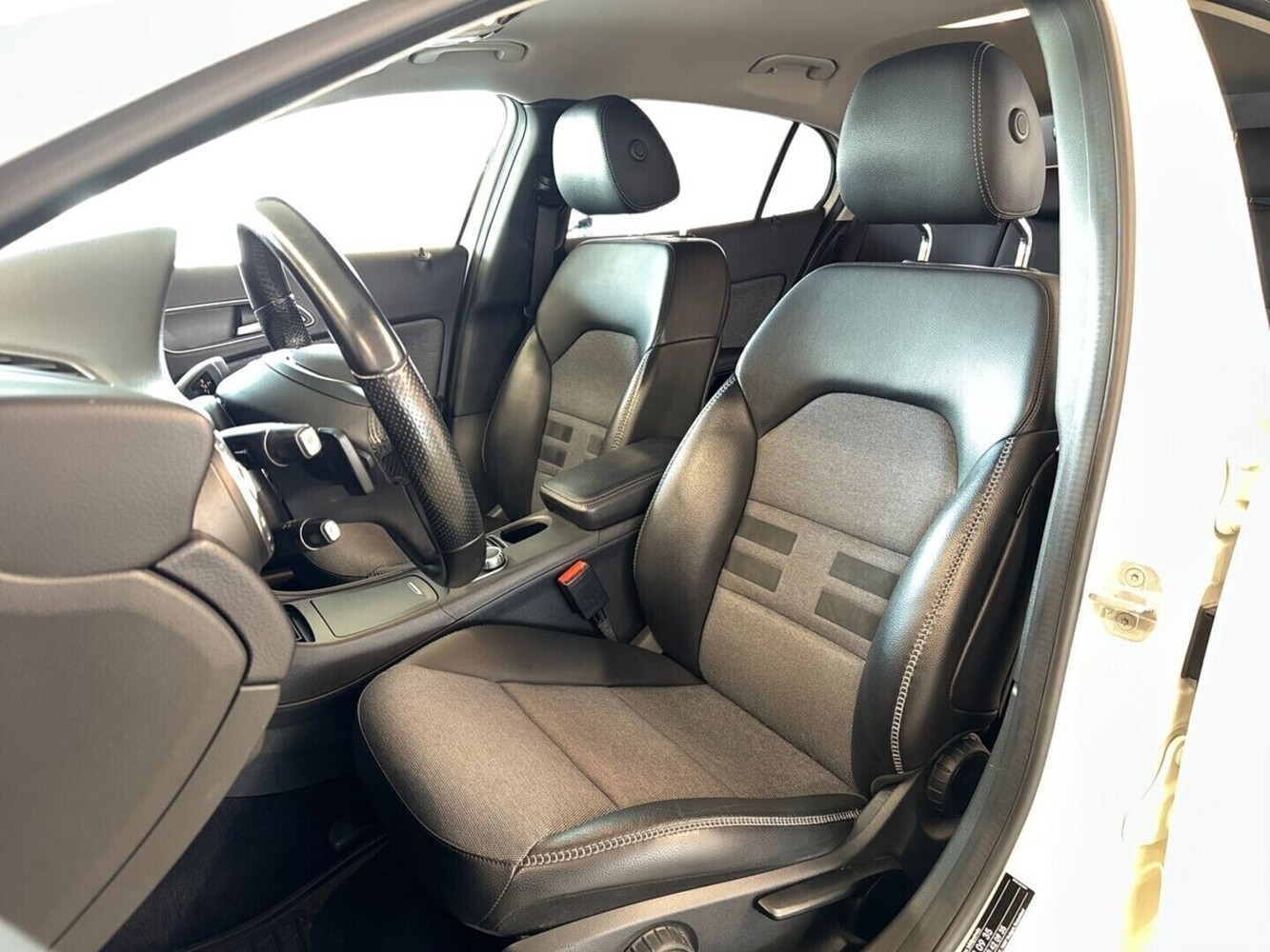 Mercedes-Benz GLA vaihtoauto