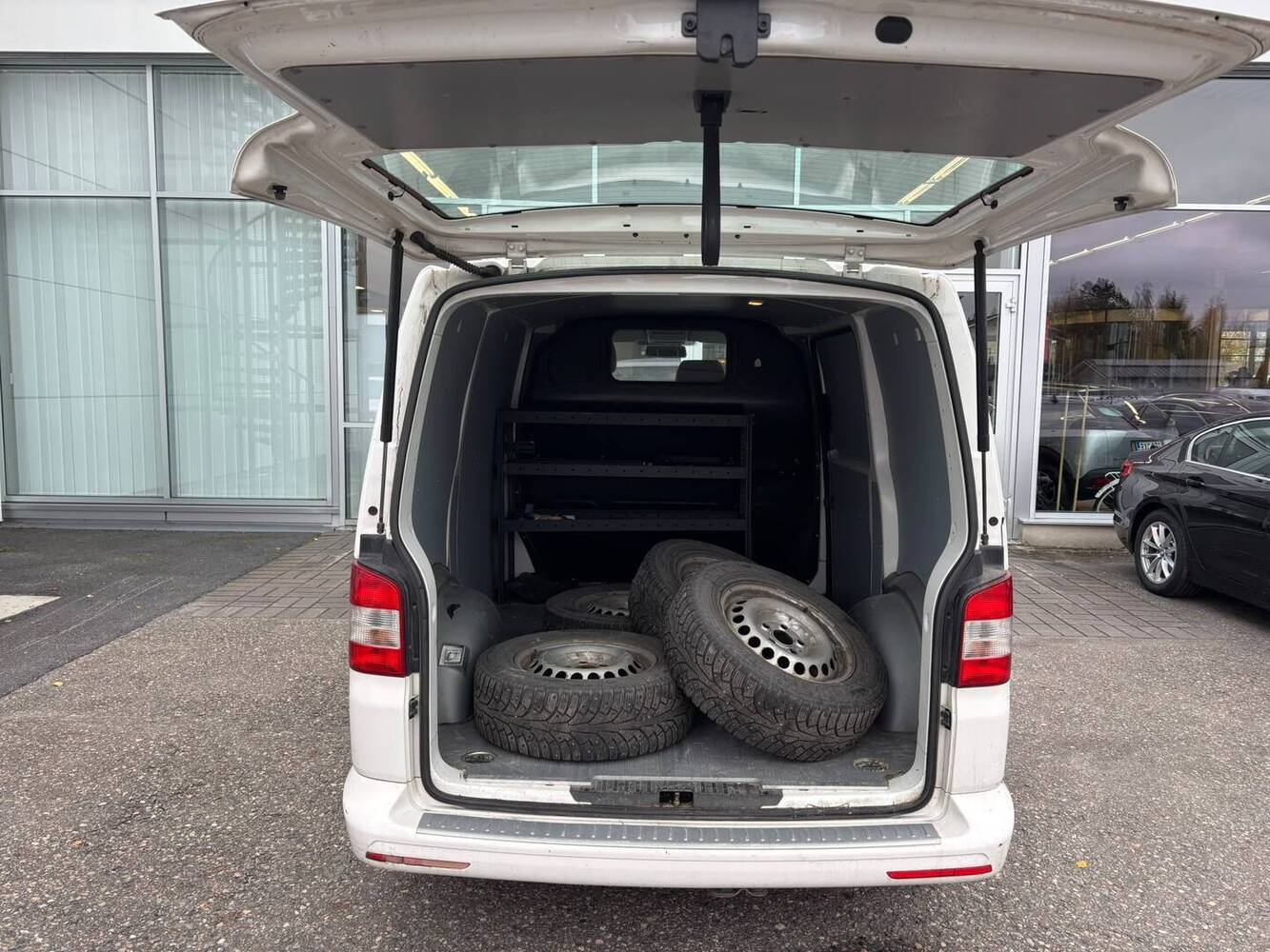 Volkswagen Transporter vaihtoauto