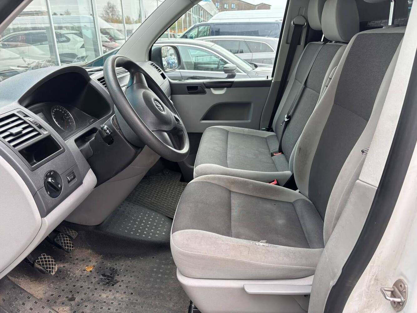 Volkswagen Transporter vaihtoauto