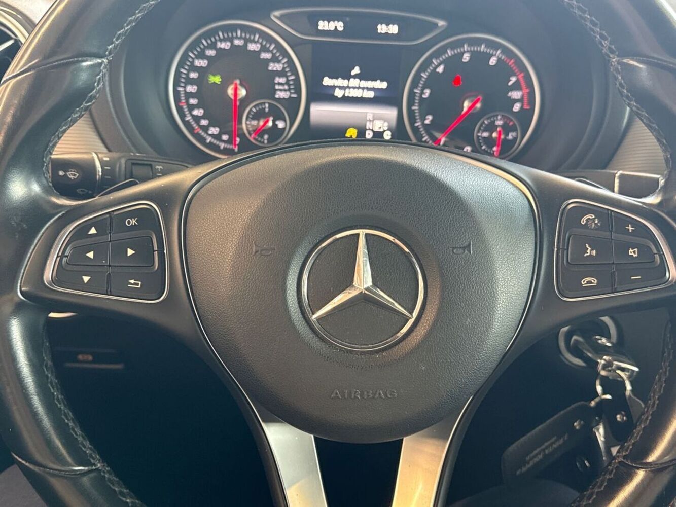 Mercedes-Benz B vaihtoauto