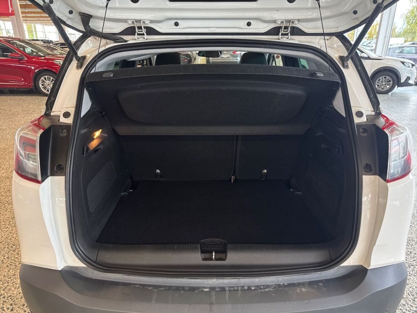 Opel Crossland X vaihtoauto