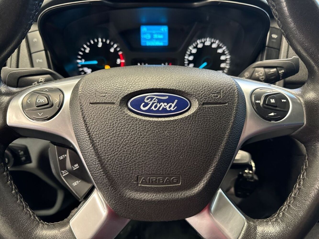 Ford Transit vaihtoauto