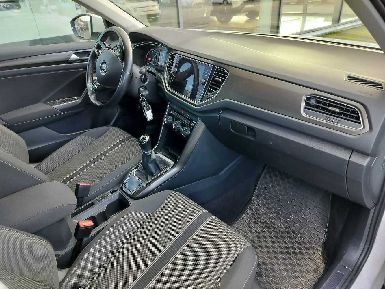 Volkswagen T-Roc vaihtoauto