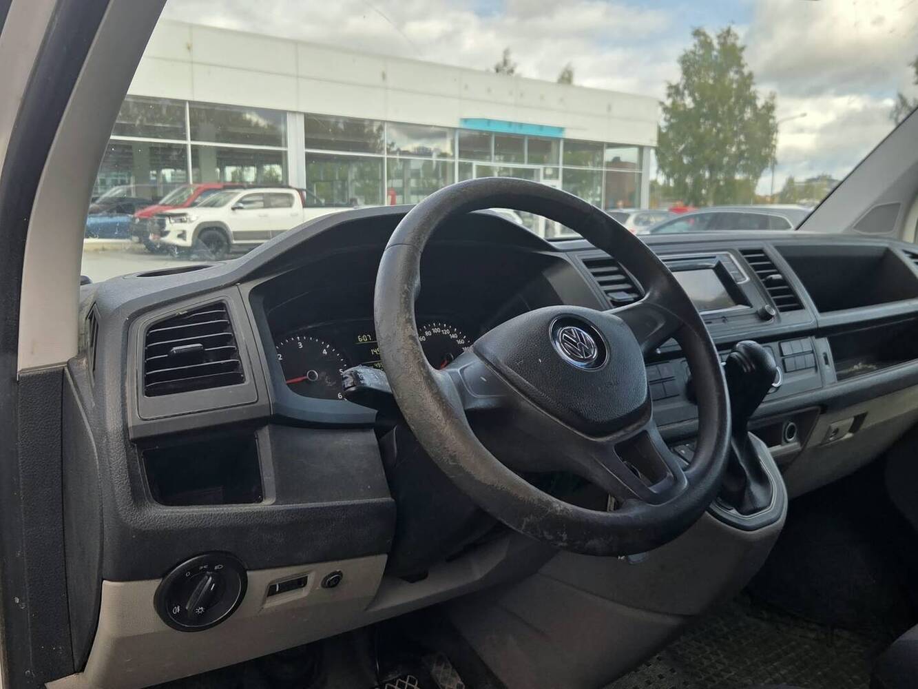 Volkswagen Transporter vaihtoauto