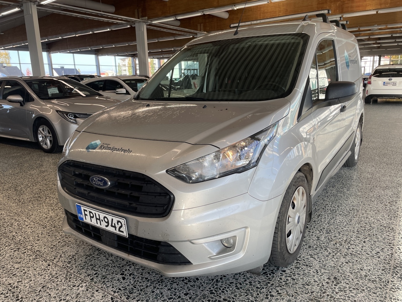 Ford Transit Connect vaihtoauto