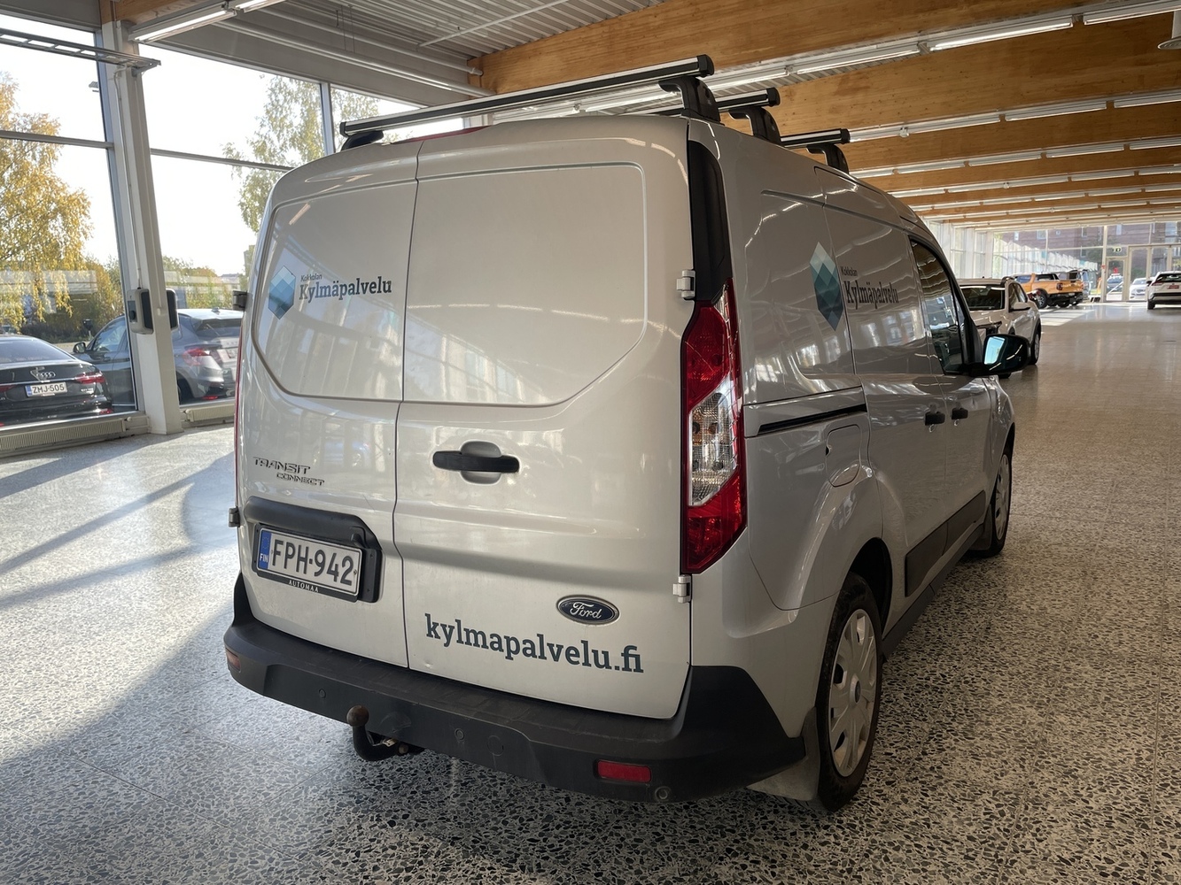 Ford Transit Connect vaihtoauto