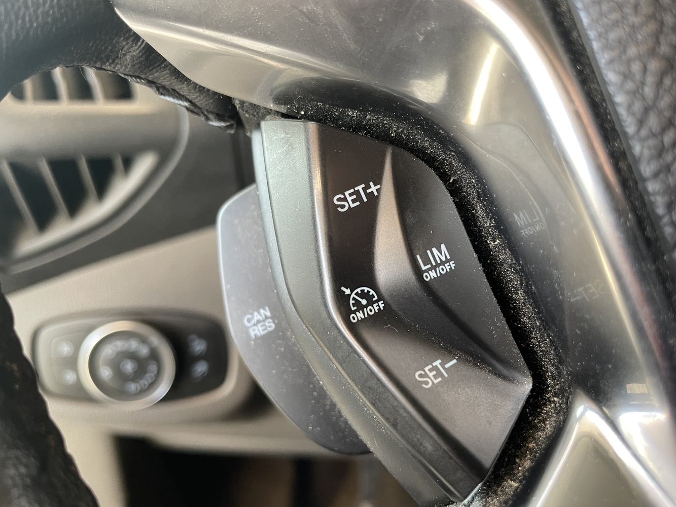 Ford Transit Connect vaihtoauto