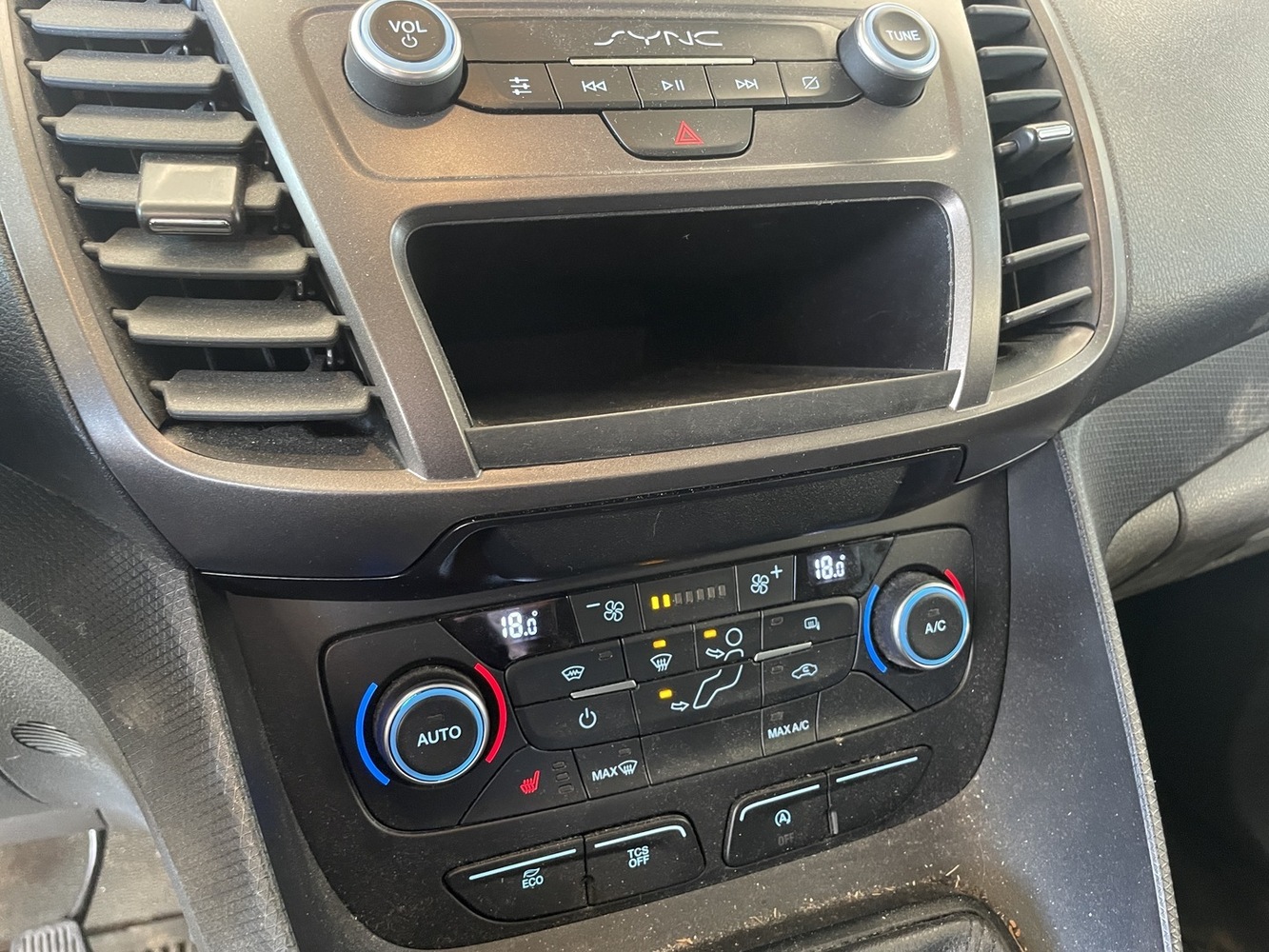 Ford Transit Connect vaihtoauto
