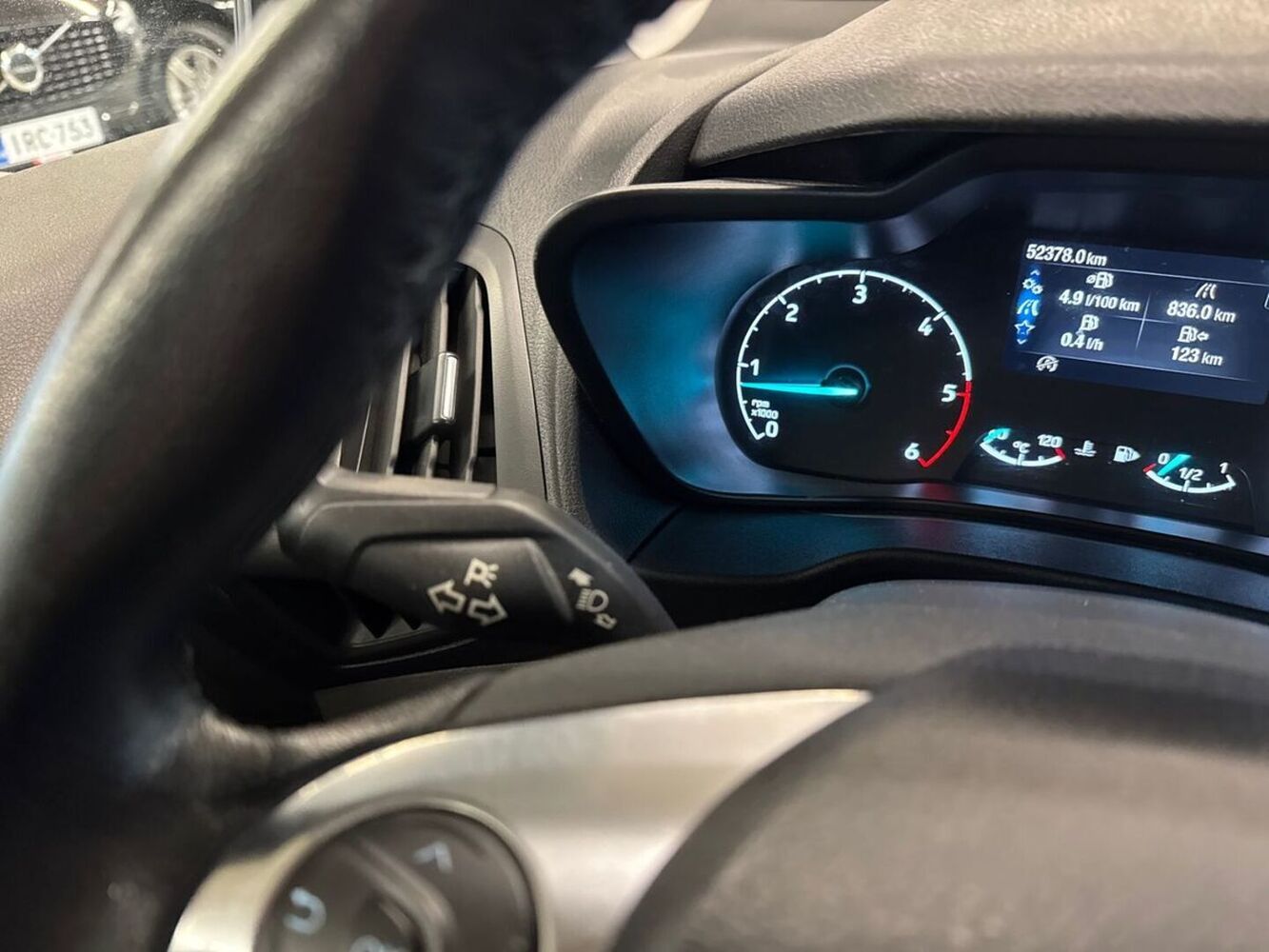 Ford Transit Connect vaihtoauto