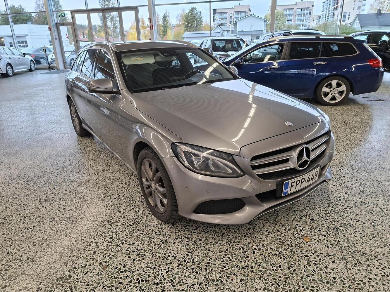 Mercedes-Benz C vaihtoauto