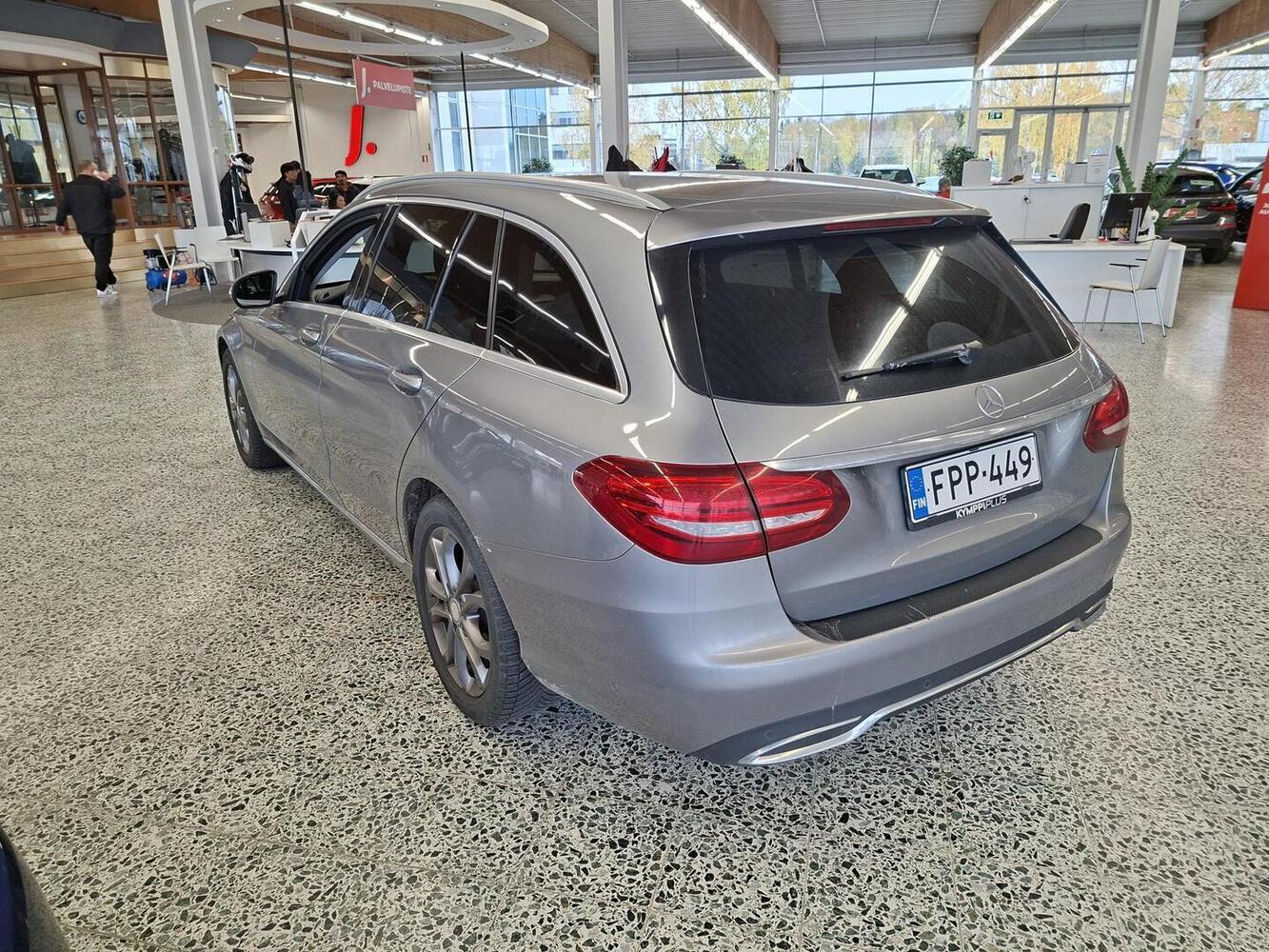 Mercedes-Benz C vaihtoauto