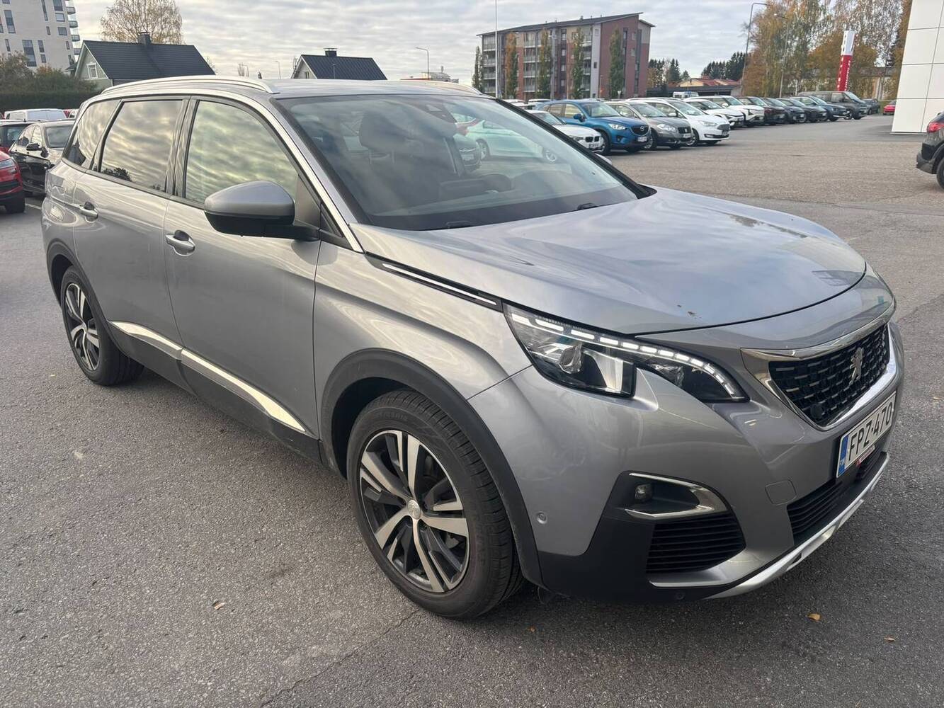 Peugeot 5008 vaihtoauto