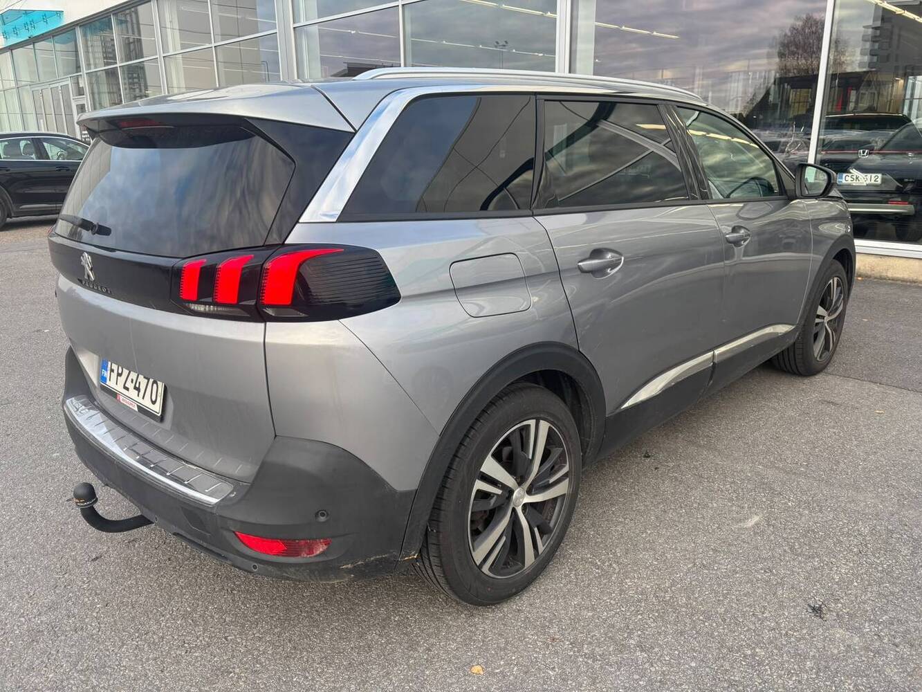 Peugeot 5008 vaihtoauto