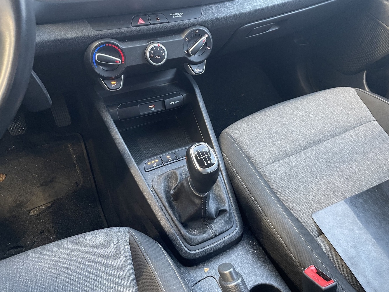 Kia Stonic vaihtoauto
