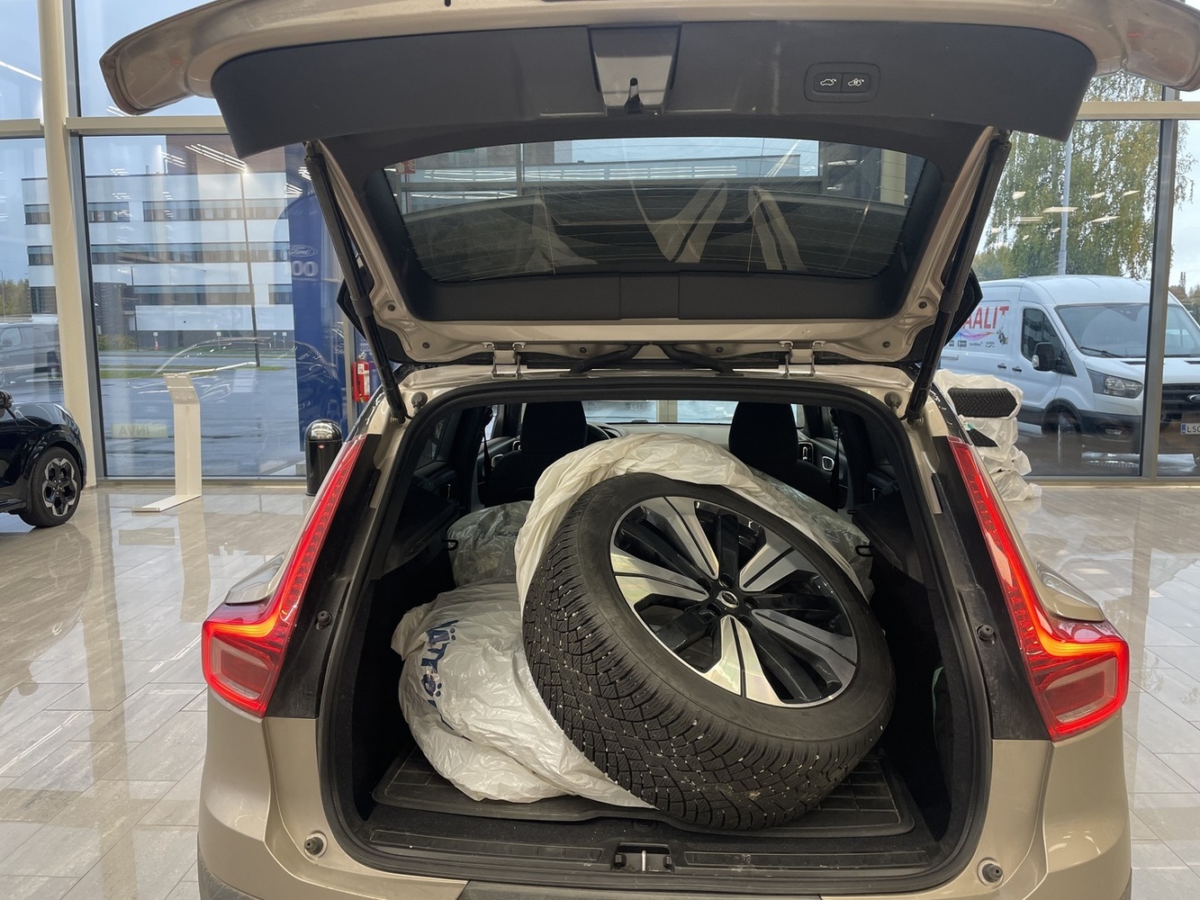 Volvo XC40 vaihtoauto