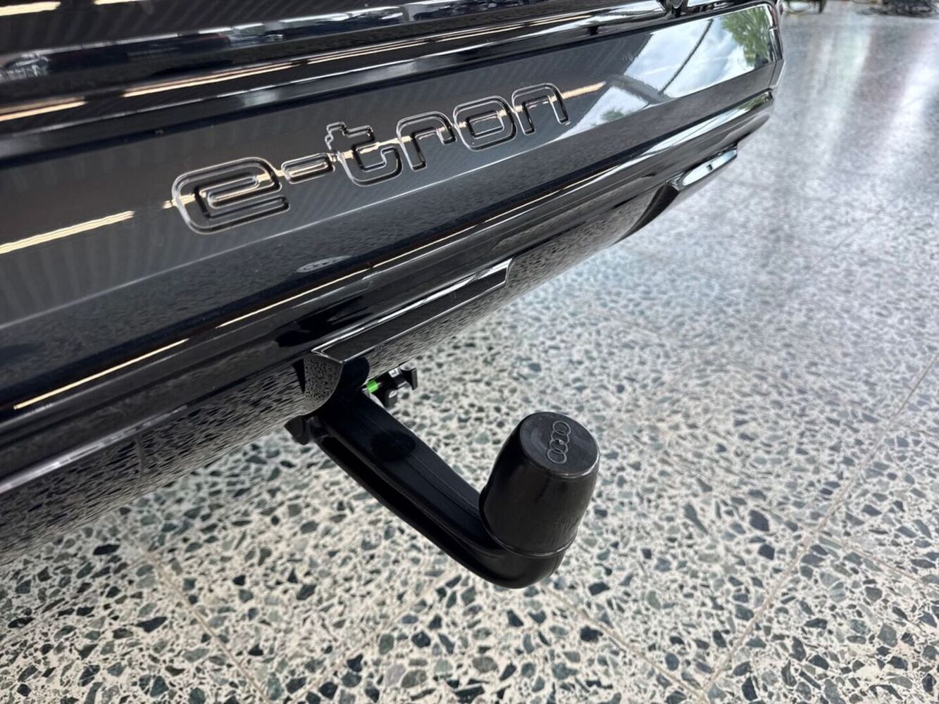 Audi Q8 e-tron vaihtoauto