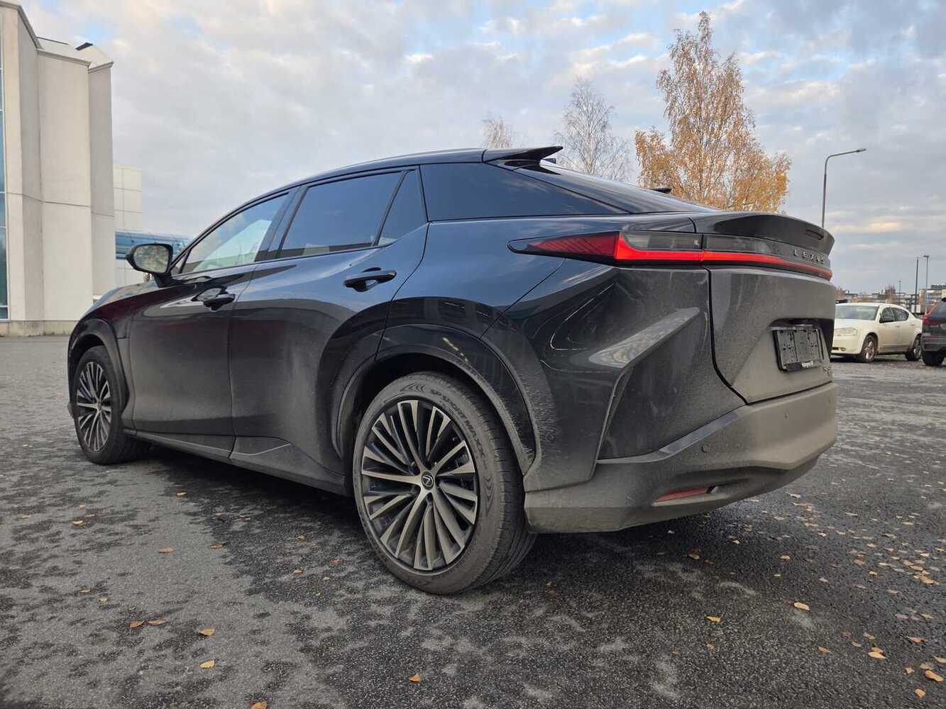 Lexus RZ vaihtoauto
