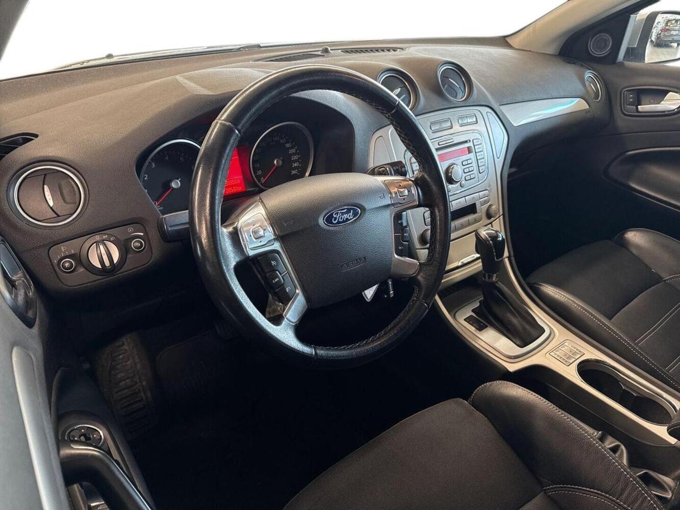 Ford Mondeo vaihtoauto