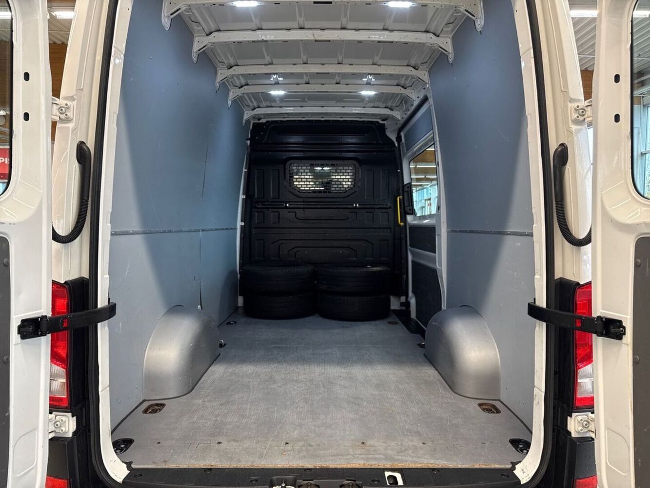 Volkswagen Crafter vaihtoauto