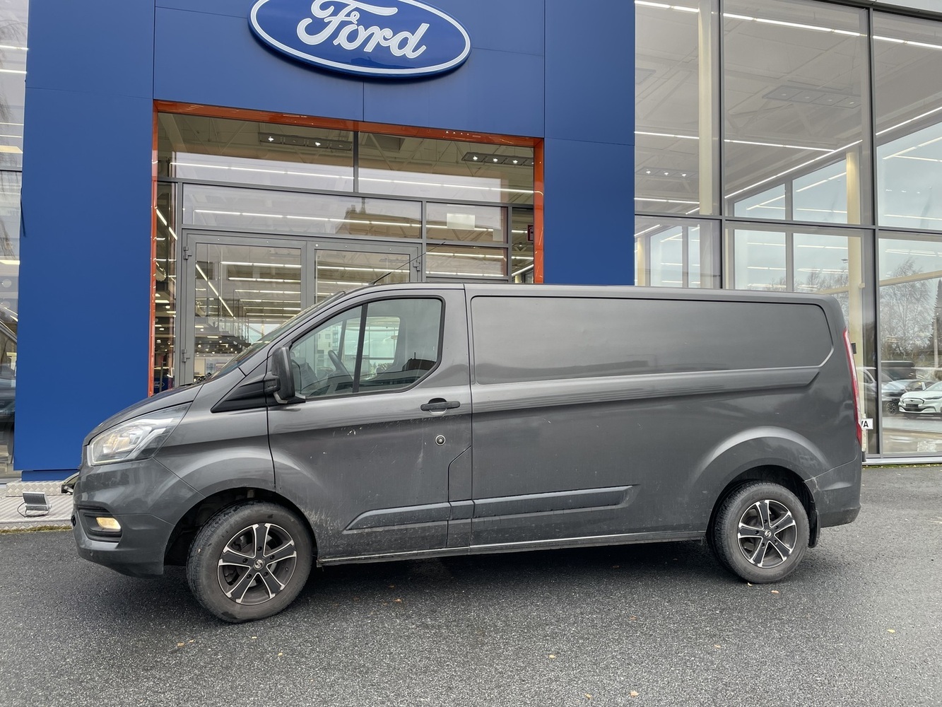 Ford Transit Custom vaihtoauto