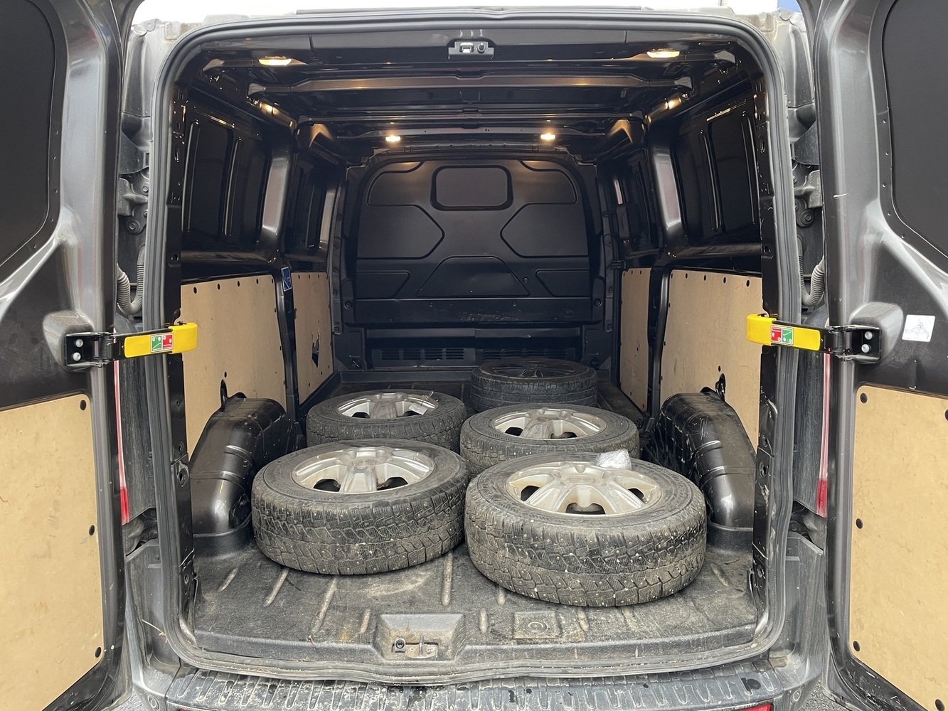 Ford Transit Custom vaihtoauto