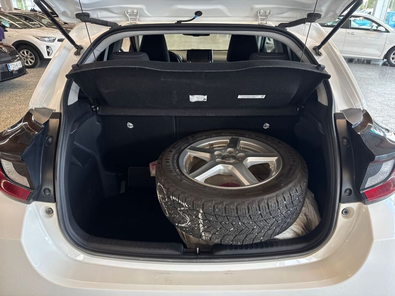 Toyota Yaris vaihtoauto