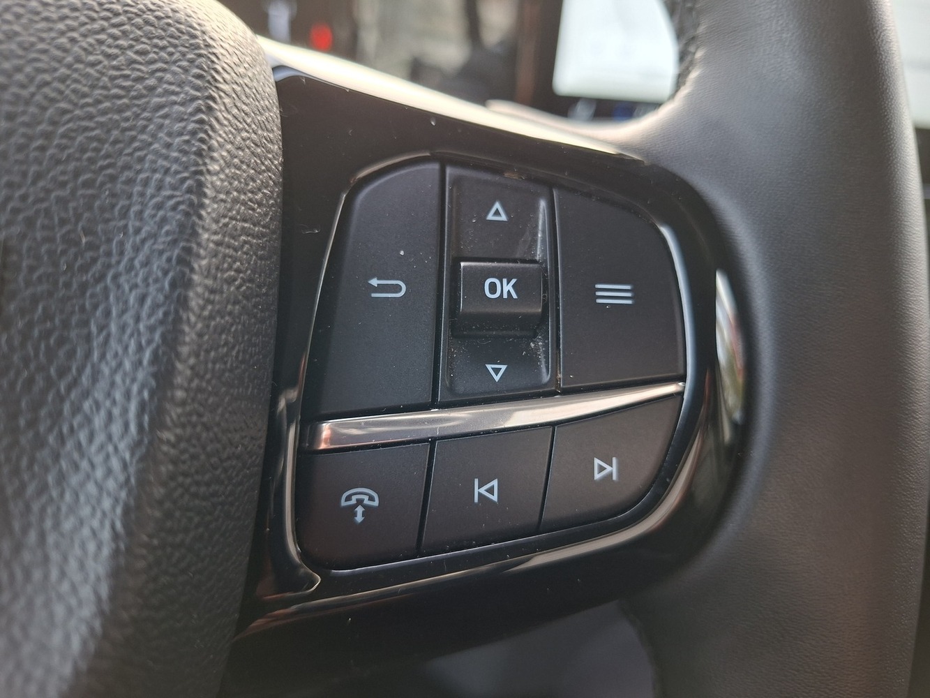 Ford Tourneo Custom vaihtoauto